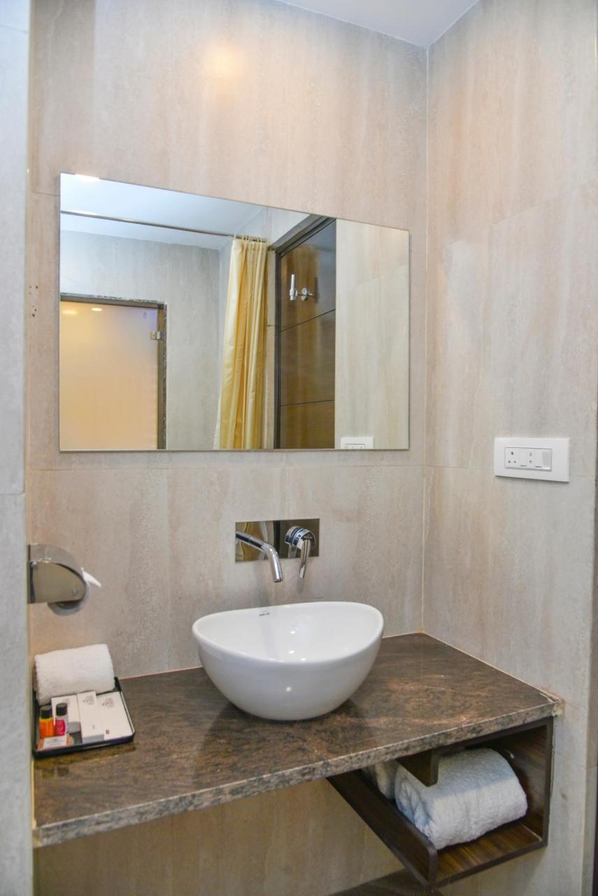 Hotel Suncity Plaza, Sitapura, Jaipur Oda fotoğraf